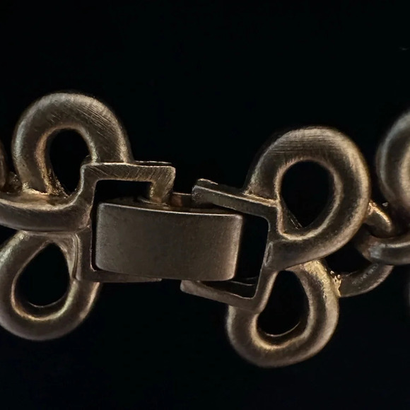 Goldtone choker necklace - Picture 3 of 4